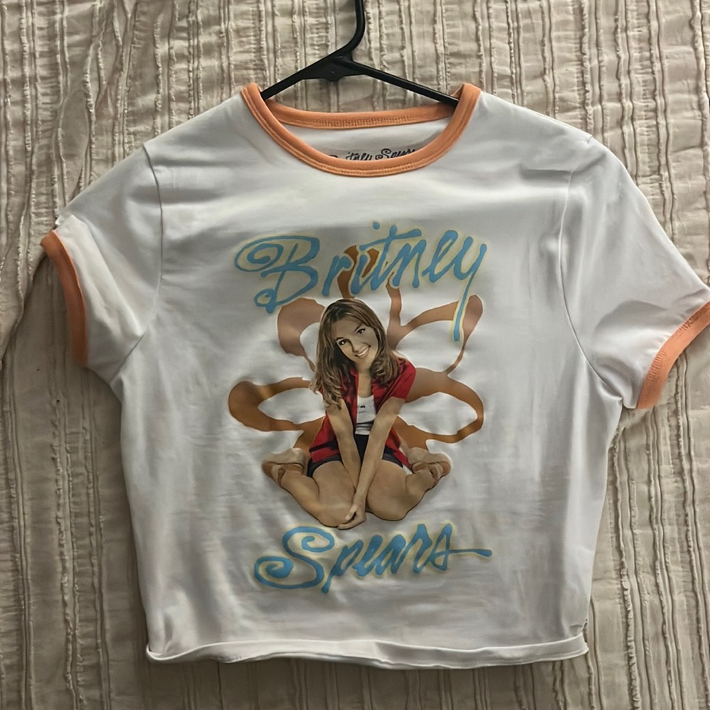 britney spears crop top